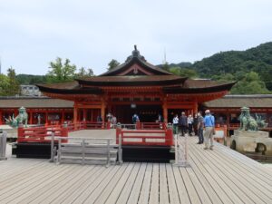 宮島 厳島神社 本殿 平舞台から撮影
