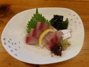 はまちの刺身 広島 魚樽本店にて