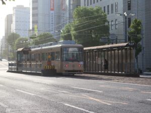 広島電鉄 3900型 銀山町電停にて撮影