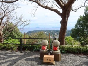 伊豆 寝姿山 縁結び愛染堂の傍のお地蔵さん