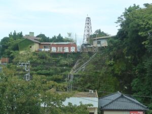 伊豆急行線 特急踊り子からの車窓 伊豆熱川駅 熱川温泉 温泉噴出所