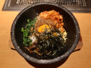 石焼ビビンバ ザ・グランドスパ南大門にて