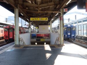 JR山陰本線 鳥取駅 3番線・4番線 主に山陰本線で倉吉・米子・松江・出雲市方面に行く列車が発着します