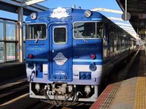 JR山陰本線 キハ40系 あめつち 前面 鳥取駅にて撮影