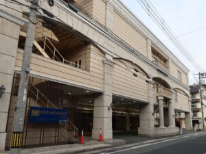 ホテルモナーク鳥取 玄関