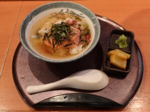焼き鮭茶漬け 酒菜や 呵呵旨にて