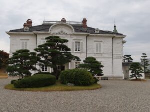 久松公園 鳥取城跡 仁風閣 正面から撮影