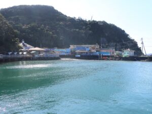 伊豆 下田海中水族館 アクアホールから見た園内