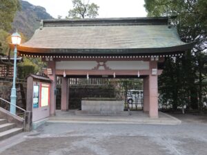 照国神社 手水舎