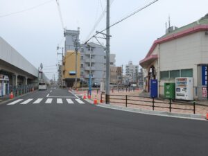 鹿児島市交通局 谷山停留所 駅前ロータリー北方向を撮影