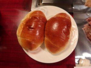 パン ステーキハウス アンガスにて