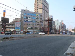 鹿児島 天文館 電車通り 高見馬場交差点 鹿児島市電がここで分岐します