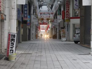 鹿児島 天文館 にぎわい通り アーケード街の中
