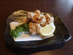 鶏の唐揚げ 横浜みなとみらい万葉倶楽部にて