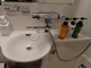アパホテル＆リゾート 大阪梅田駅タワー スタンダードルーム 洗面台