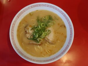 ラーメン 金龍にて