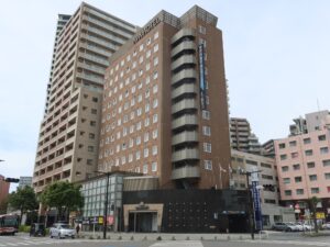アパホテル 千葉八千代緑が丘 建物全景