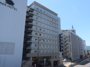アパホテル 京都駅堀川通 建物 堀川通りから撮影