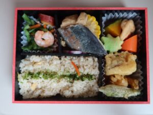 京都駅 四季彩弁当 夏のあじわい 中身