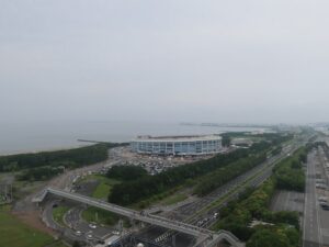 千葉マリンスタジアムと東京湾 アパホテル&リゾート 東京ベイ幕張 セントラルタワーから撮影