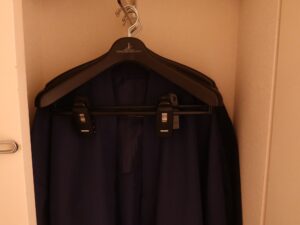 アパホテル&リゾート 東京ベイ幕張 セントラルタワー ツインルーム 玄関脇のハンガー