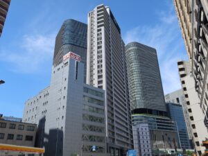 アパホテル大阪肥後橋駅前 建物 南側から撮影