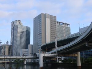 大阪 堂島 阪神高速 出入橋出口付近