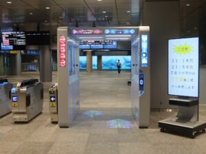 JR梅田貨物線 大阪駅 うめきた地下口 顔パスで通れる改札口