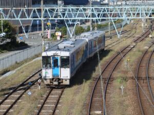 JR左沢線 キハ110系 全体 山形駅にて
