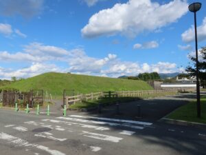 山形 霞城公園 山形城跡 本丸御殿広場の入口
