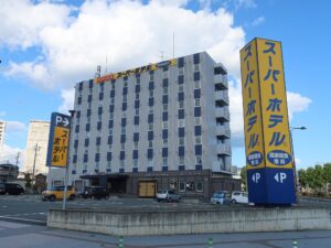 天然温泉 花笠の湯 スーパーホテル 山形駅西口 建物全景