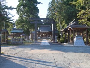 新庄城址 最上公園 戸澤神社 大鳥居と手水舎