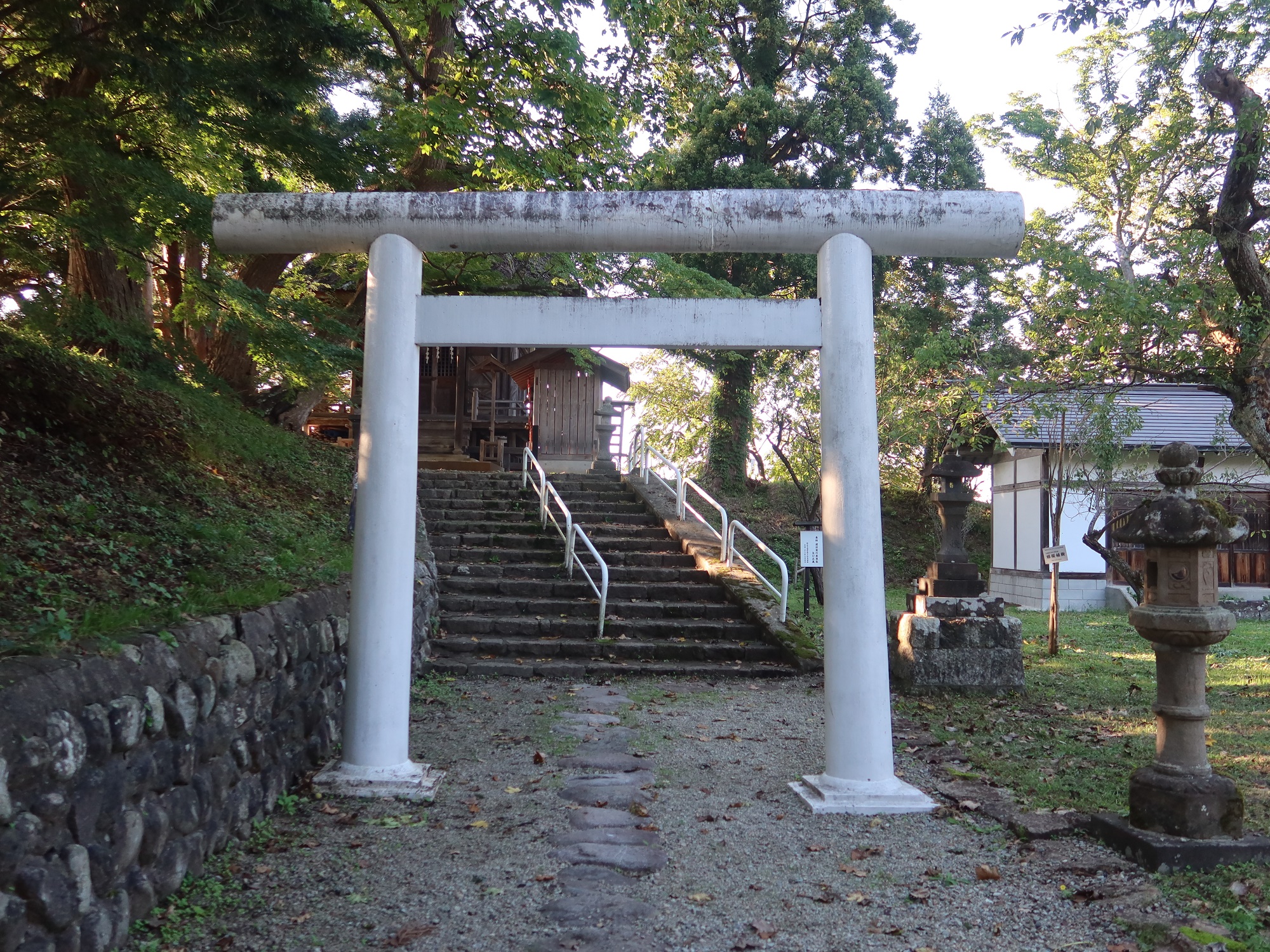 新庄城址 最上公園 天満神社 内側の鳥居