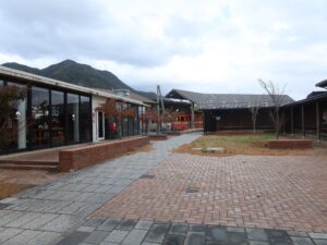一畑電車大社線 出雲大社前駅 縁結びスクエア
