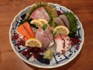 お刺身5点盛り 大衆酒蔵 庄やにて