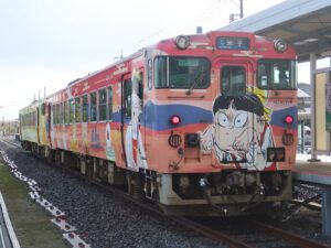 JR境港線 キハ40系 ねこ娘列車 全体 境港駅にて