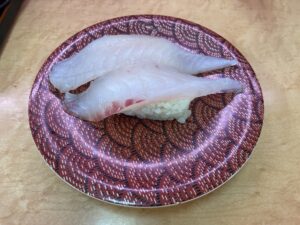 握り寿司 鯛 回転すし大量丸 みなとさかい店にて