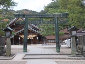 出雲大社 銅の鳥居
