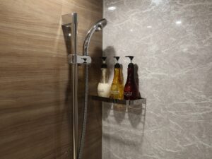 松江しんじ湖温泉 ホテル一畑 新本館 街側スーペリアシングル シャワーとシャンプー、リンス、ボディソープ
