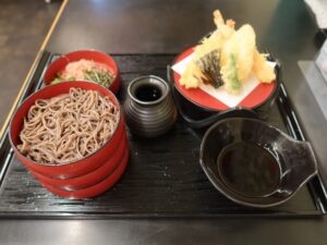 天ぷら割子そばセット 出雲の國 麺家にて