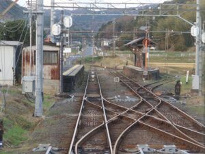 一畑電車北松江線 一畑口駅 ホーム 列車はここでスイッチバックします