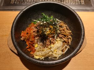 石焼ビビンバ ザ・グランドスパ南大門にて