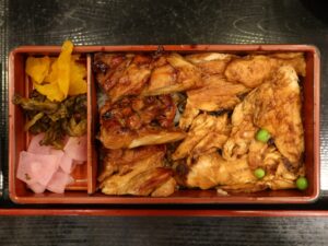 鶏めし(松) 登利平 高崎モントレ店にて