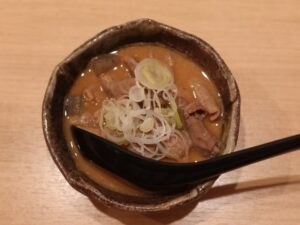 もつ煮 水沢うどん 水香苑にて