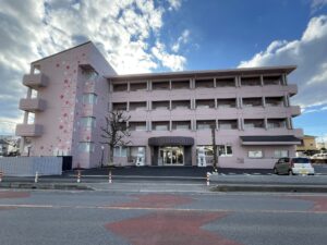 熊谷天然温泉 ハナホテル籠原 建物外観 正面から撮影