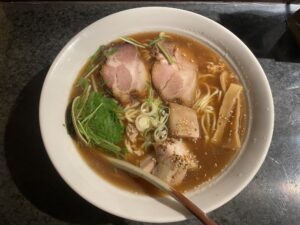 トロチャーシュー麺 大盛り 大ラーメン福龍にて