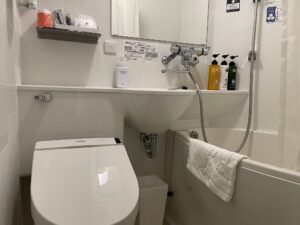 アパホテル 千葉中央駅前 シングルルーム ユニットバス