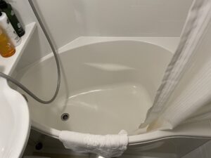 アパホテル 千葉中央駅前 シングルルーム バスタブ 卵型のタイプです
