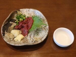 馬刺し クア・アンド・ホテル石和 石和健康ランドにて
