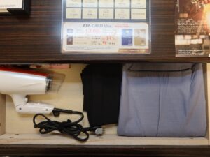 アパホテル 仙台駅五橋 シングルルーム 引き出しの中 ドライヤーと部屋着